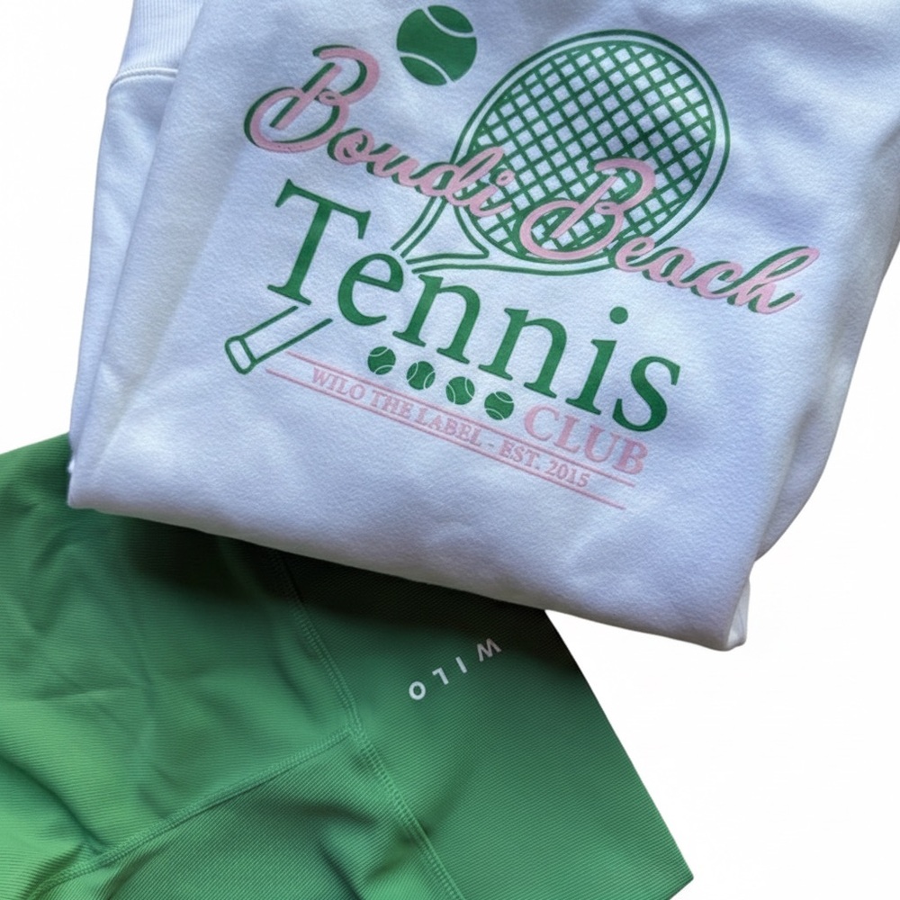 WILO Women's White and Green Tennis Sweater Set